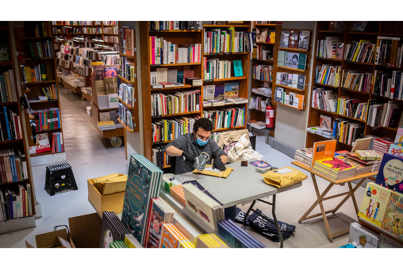 Golden bookstore