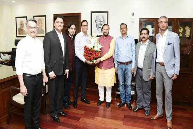 Digital News Publishers Association discusses fake news menace with I&amp;B Minister Javadekar