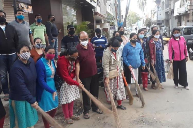 Frontlist | Parents sweep Karnataka Education Min's street in a bid to get his attention