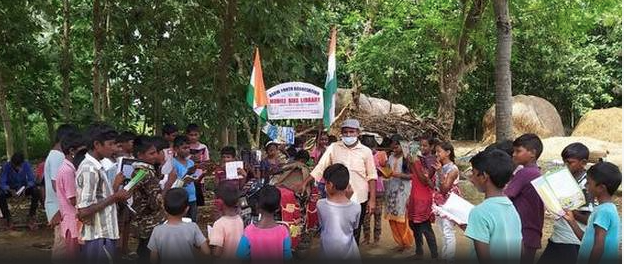 Teacher’s bike library spreads reading habit in villages