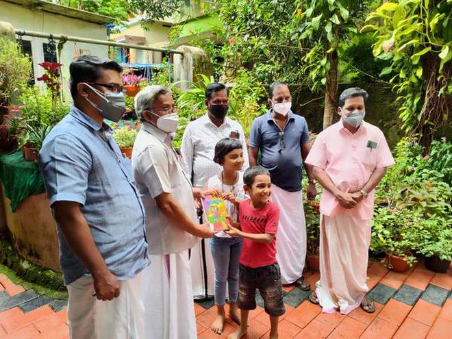 ‘Books at Doorstep’ a hit among schoolchildren in Ernakulam