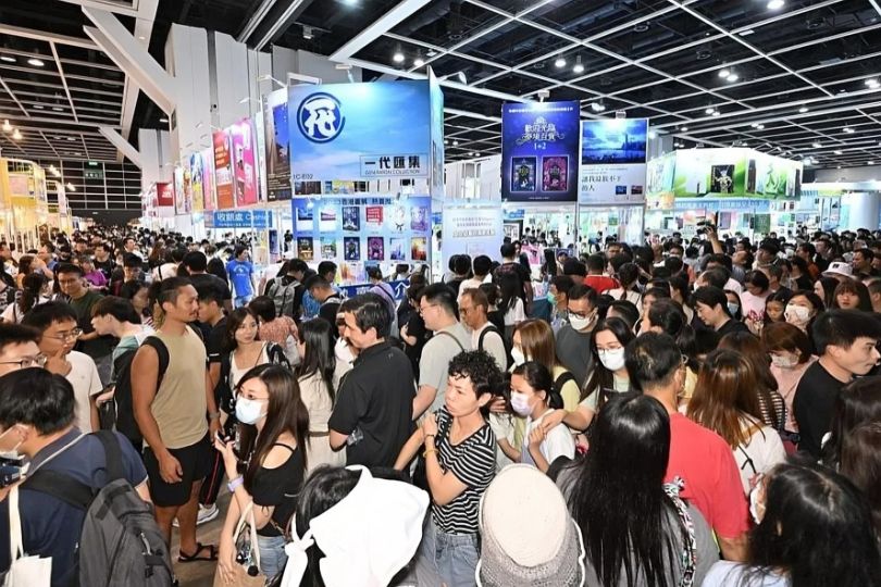 Nearly 1 Million Attendees at Hong Kong Book Fair as Event Concludes